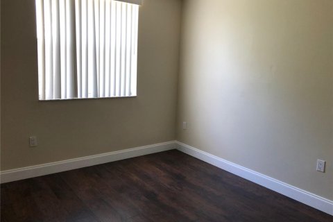 Townhouse in Sunrise, Florida 2 bedrooms, 97.55 sq.m. № 2381648 - photo 19