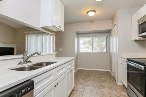 Casa en alquiler en Orlando, Florida, 4 dormitorios, 173.54 m2 № 1871083 - foto 15