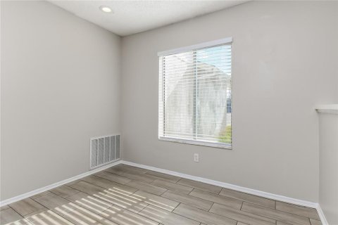 Casa en alquiler en Orlando, Florida, 4 dormitorios, 173.54 m2 № 1871083 - foto 13