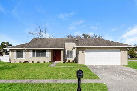 Casa en alquiler en Orlando, Florida, 4 dormitorios, 173.54 m2 № 1871083 - foto 1