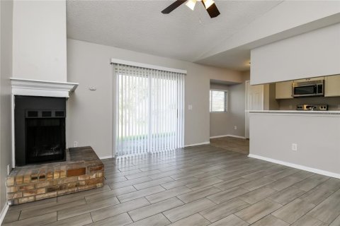 Casa en alquiler en Orlando, Florida, 4 dormitorios, 173.54 m2 № 1871083 - foto 2