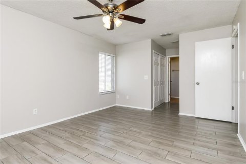 Casa en alquiler en Orlando, Florida, 4 dormitorios, 173.54 m2 № 1871083 - foto 4