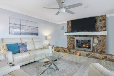 Villa ou maison à vendre à Seminole, Floride: 3 chambres, 181.72 m2 № 1528611 - photo 15
