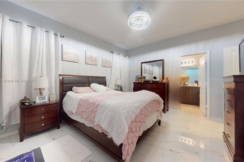 Touwnhouse à vendre à Homestead, Floride: 4 chambres, 178 m2 № 1928908 - photo 12