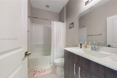 Touwnhouse à vendre à Homestead, Floride: 4 chambres, 178 m2 № 1928908 - photo 18