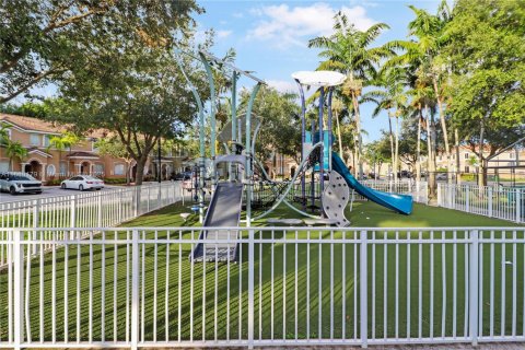 Touwnhouse à vendre à Homestead, Floride: 4 chambres, 178 m2 № 1928908 - photo 27