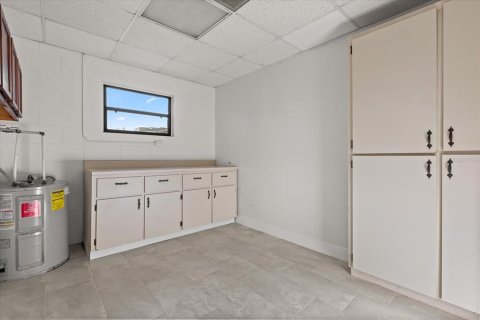 Villa ou maison à louer à Orlando, Floride: 4 chambres, 130.43 m2 № 1901119 - photo 16