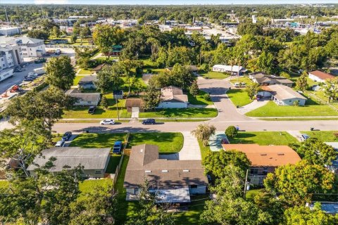 Villa ou maison à louer à Orlando, Floride: 4 chambres, 130.43 m2 № 1901119 - photo 23