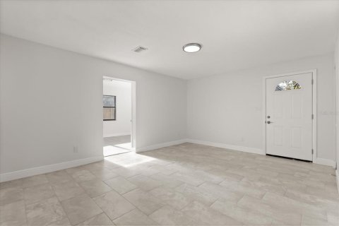 Villa ou maison à louer à Orlando, Floride: 4 chambres, 130.43 m2 № 1901119 - photo 7