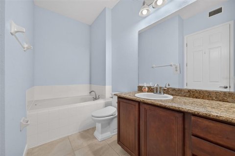 Copropriété à vendre à Orlando, Floride: 3 chambres, 154.96 m2 № 2399259 - photo 16