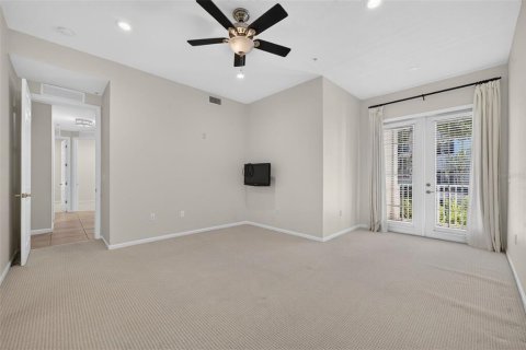 Copropriété à vendre à Orlando, Floride: 3 chambres, 154.96 m2 № 2399259 - photo 14