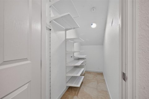 Copropriété à vendre à Orlando, Floride: 3 chambres, 154.96 m2 № 2399259 - photo 23