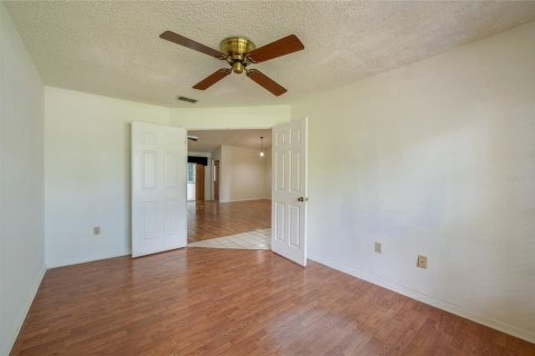 Casa en venta en Lake Mary, Florida, 4 dormitorios, 163.32 m2 № 2215598 - foto 8