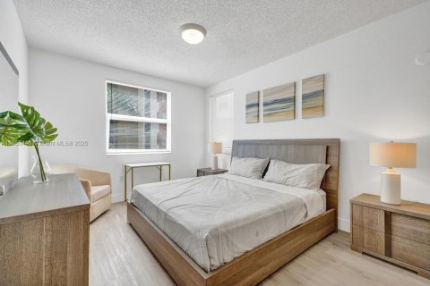 Купить кондоминиум в Санни-Айлс-Бич, Флорида 2 спальни, 84.26м2, № 2022574 - фото 5