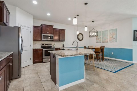 Villa ou maison à vendre à Wesley Chapel, Floride: 3 chambres, 147.44 m2 № 1851179 - photo 12