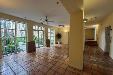 Copropriété à vendre à Miami Beach, Floride: 2 chambres, 63.17 m2 № 1943383 - photo 13