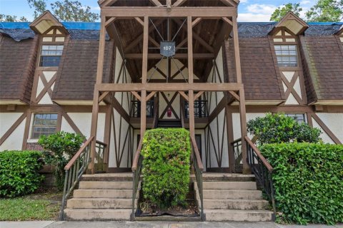 Condominio en venta en Leesburg, Florida, 3 dormitorios, 131.27 m2 № 1628214 - foto 2