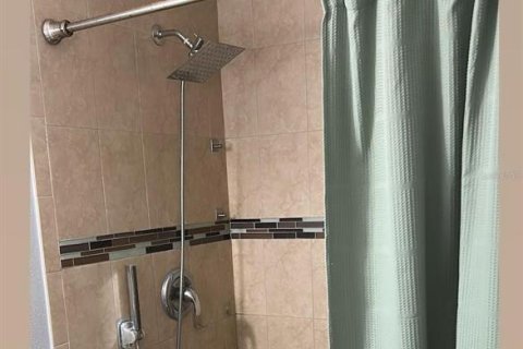 Снять в аренду виллу или дом в Тампа, Флорида 4 комнаты, 88.91м2, № 1908299 - фото 9