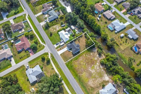 Villa ou maison à vendre à Port Charlotte, Floride: 3 chambres, 125.05 m2 № 1966511 - photo 29