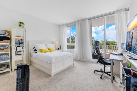 Condo in Key Biscayne, Florida, 3 bedrooms  № 1697951 - photo 11