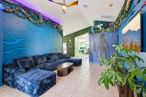 House in Kissimmee, Florida 4 bedrooms, 166.39 sq.m. № 2424188 - photo 14