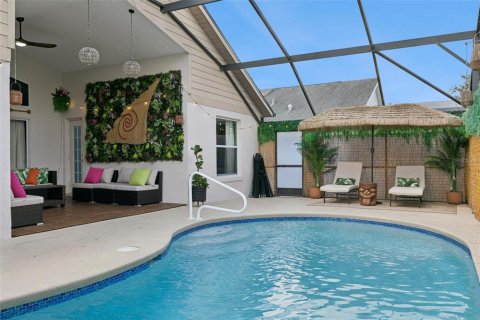 House in Kissimmee, Florida 4 bedrooms, 166.39 sq.m. № 2424188 - photo 21