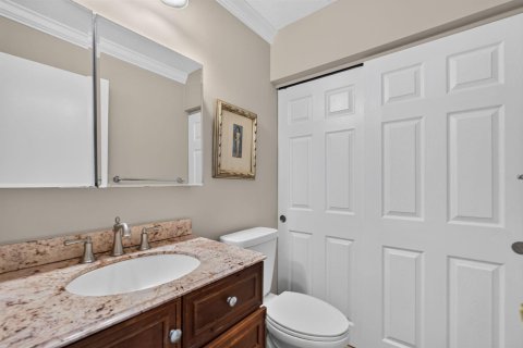 Condo in Delray Beach, Florida, 2 bedrooms № 2172357 - photo 17