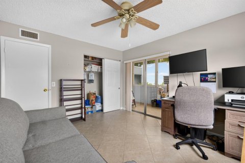 Condo in Delray Beach, Florida, 2 bedrooms № 2172357 - photo 14