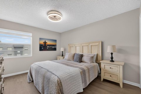 Condo in Delray Beach, Florida, 2 bedrooms № 2172357 - photo 16
