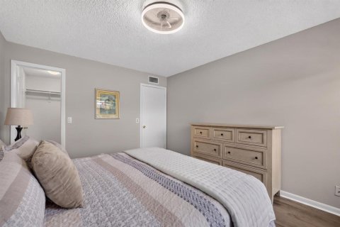 Condo in Delray Beach, Florida, 2 bedrooms № 2172357 - photo 15