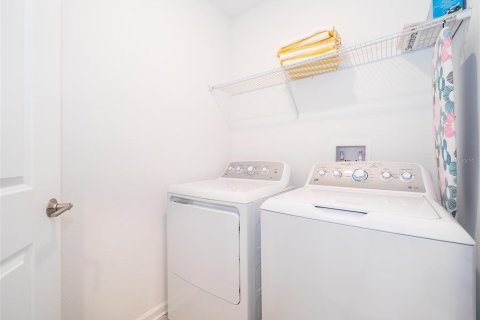 Снять в аренду кондоминиум в Дэвенпорт, Флорида 5 комнат, 128.95м2, № 2110780 - фото 19