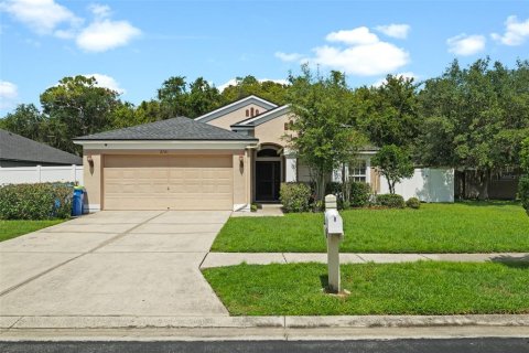 House in Wesley Chapel, Florida 4 bedrooms, 154.68 sq.m. № 2376662