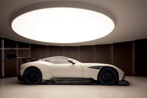 Condominio en venta en Miami, Florida, 7 dormitorios, 1845.78 m2 № 2012876 - foto 12