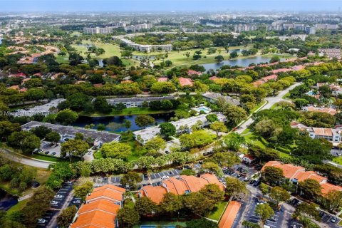 Купить кондоминиум в Помпано-Бич, Флорида 3 спальни, 150.5м2, № 1958604 - фото 14