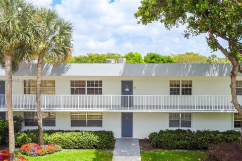 Купить кондоминиум в Помпано-Бич, Флорида 3 спальни, 150.5м2, № 1958604 - фото 10