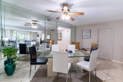 Купить кондоминиум в Помпано-Бич, Флорида 3 спальни, 150.5м2, № 1958604 - фото 2