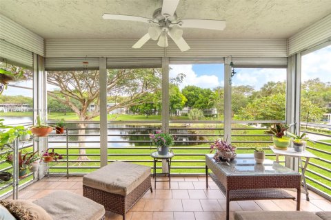 Купить кондоминиум в Помпано-Бич, Флорида 3 спальни, 150.5м2, № 1958604 - фото 5