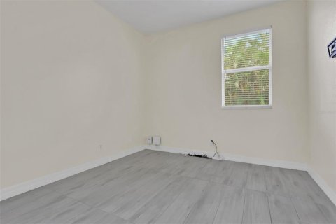 Villa ou maison à vendre à Fort Myers, Floride: 3 chambres, 175.12 m2 № 2299413 - photo 13