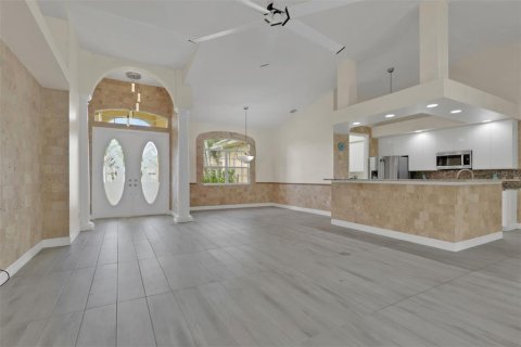 Villa ou maison à vendre à Fort Myers, Floride: 3 chambres, 175.12 m2 № 2299413 - photo 7