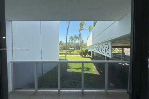 Copropriété à louer à Aventura, Floride: 2 chambres, 106.19 m2 № 2079874 - photo 11