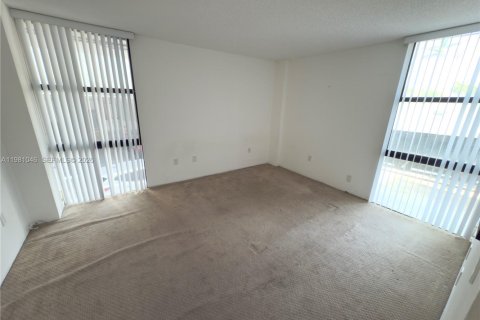 Copropriété à louer à Aventura, Floride: 2 chambres, 106.19 m2 № 2079874 - photo 16