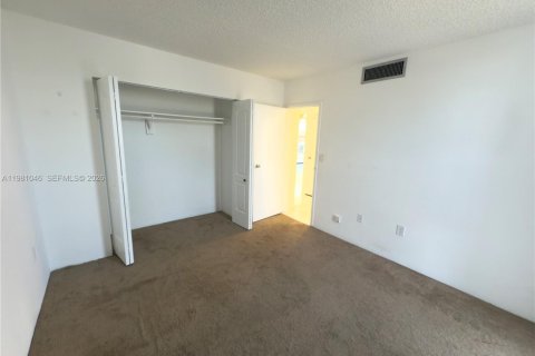 Copropriété à louer à Aventura, Floride: 2 chambres, 106.19 m2 № 2079874 - photo 14