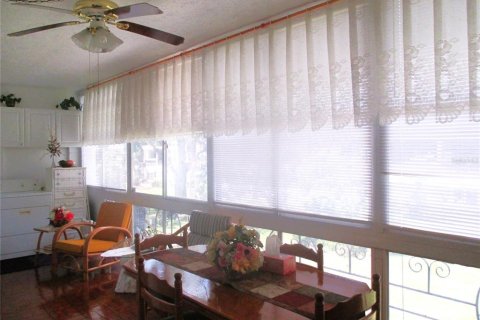 Condominio en venta en Kenneth City, Florida, 2 dormitorios, 81.29 m2 № 1777981 - foto 16