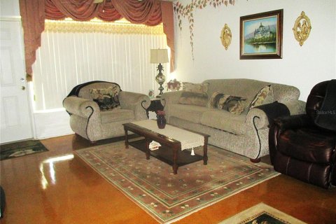 Condominio en venta en Kenneth City, Florida, 2 dormitorios, 81.29 m2 № 1777981 - foto 3