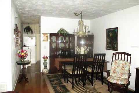 Condominio en venta en Kenneth City, Florida, 2 dormitorios, 81.29 m2 № 1777981 - foto 5
