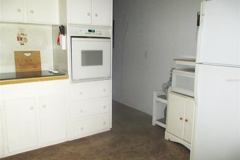 Condominio en venta en Kenneth City, Florida, 2 dormitorios, 81.29 m2 № 1777981 - foto 6