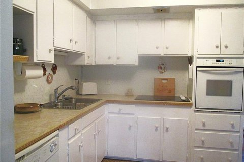 Condominio en venta en Kenneth City, Florida, 2 dormitorios, 81.29 m2 № 1777981 - foto 7