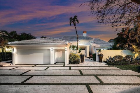 House in Jupiter, Florida 3 bedrooms, 267.84 sq.m. № 2253033 - photo 6