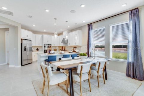 Villa ou maison à vendre à Apollo Beach, Floride: 4 chambres, 246.38 m2 № 1662880 - photo 17