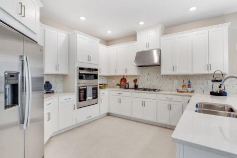 Villa ou maison à vendre à Apollo Beach, Floride: 4 chambres, 246.38 m2 № 1662880 - photo 5